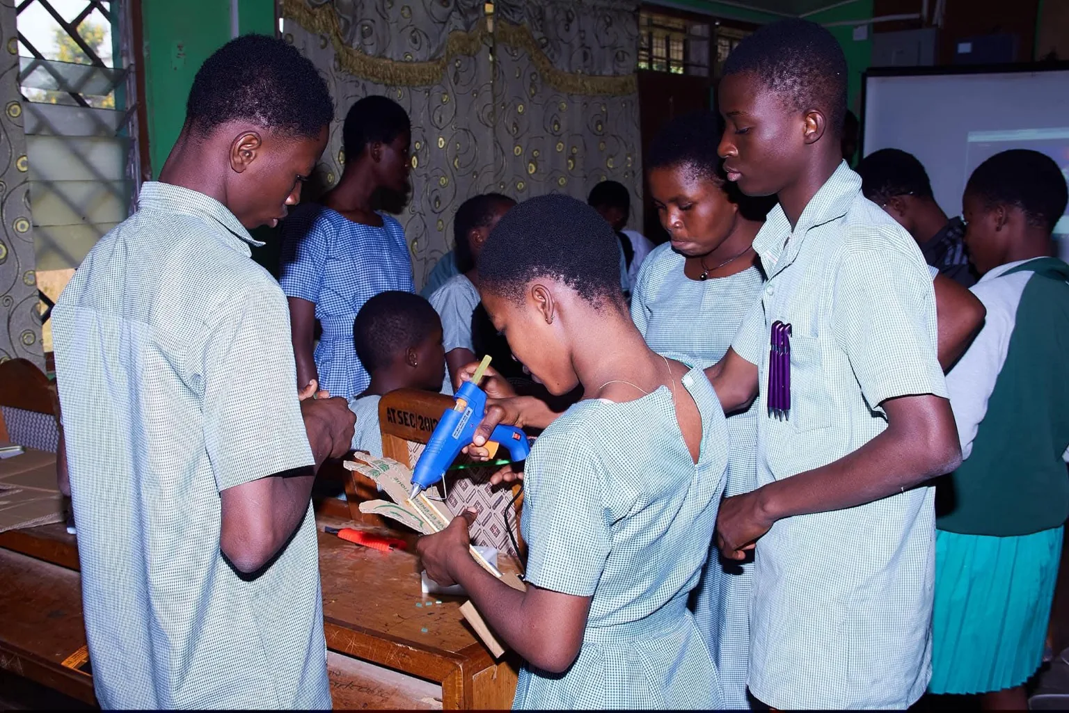 Students learning together